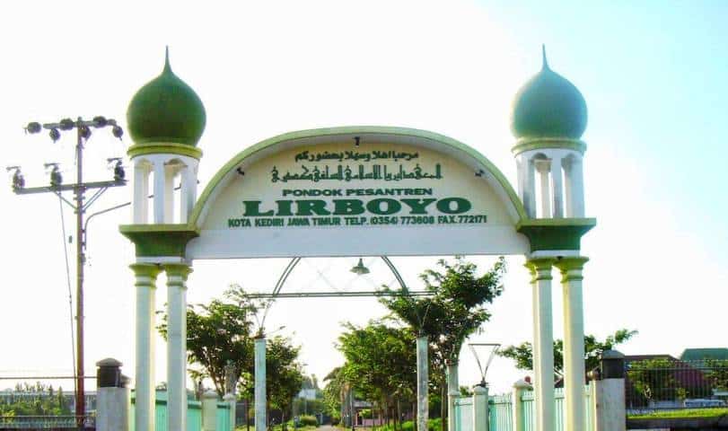 Pondok Pesantren Salafi Lirboyo di Kediri Jawa Timur