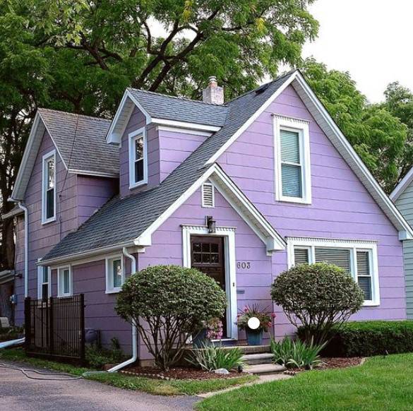 minimalis warna cat luar rumah yang sejuk ungu